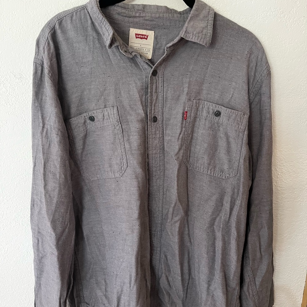 Levi's Gray Button-Up Shirt